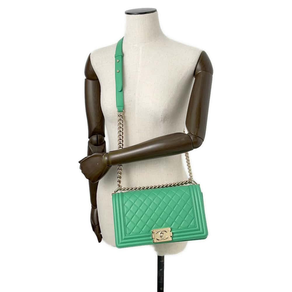 CHANEL Boy Chanel ChainShoulder Bag GreenA67086 Lambskin Size 25