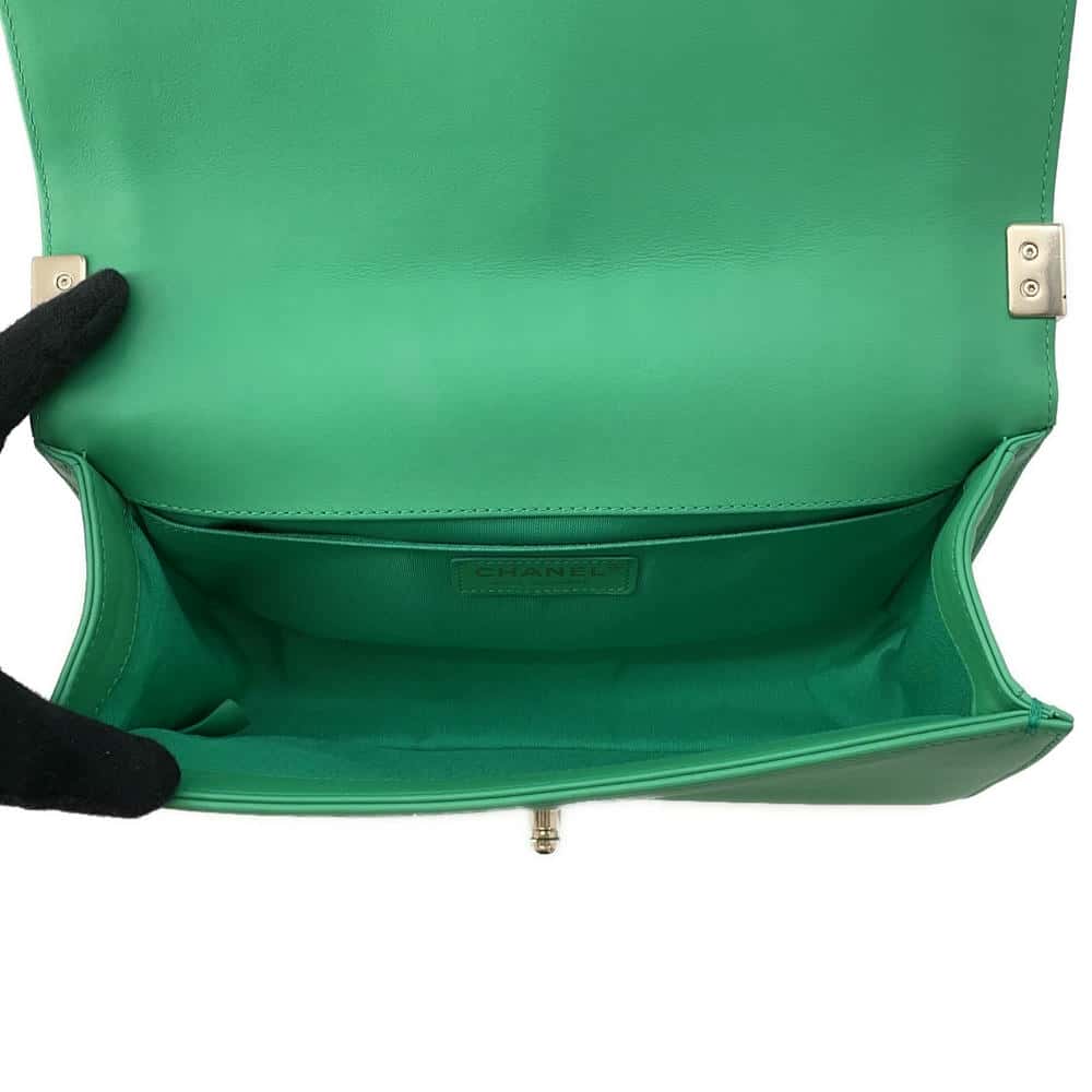 CHANEL Boy Chanel ChainShoulder Bag GreenA67086 Lambskin Size 25