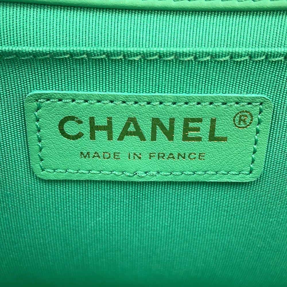 CHANEL Boy Chanel ChainShoulder Bag GreenA67086 Lambskin Size 25