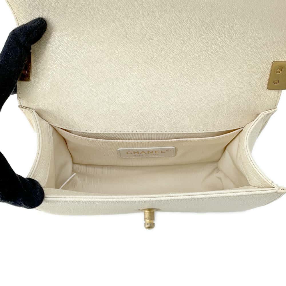 CHANEL Boy Chanel ChainShoulder Bag IvoryA67085 Caviar Leather Size 20