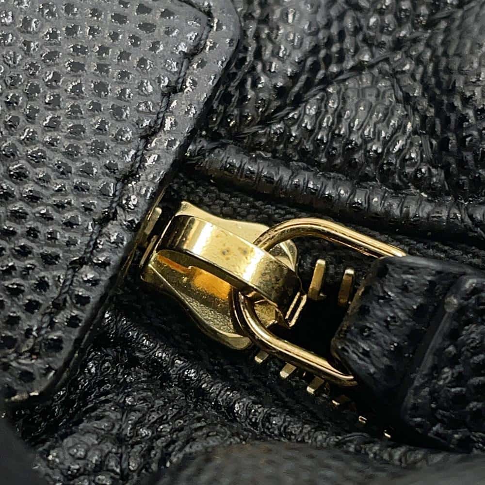 CHANEL Mini Handbag BlackAP3467 Caviar Leather