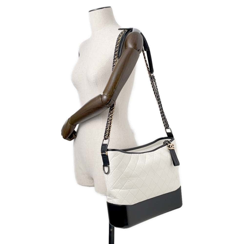 CHANEL Gabriel de CHANEL Hobo White/BlackA93824 Calf Leather Size Large