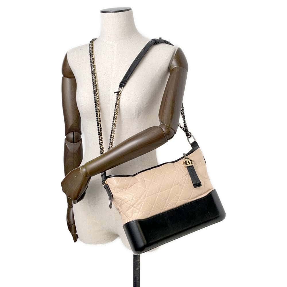 CHANEL Gabriel de CHANEL Hobo Beige/BlackA93824 Calf Leather