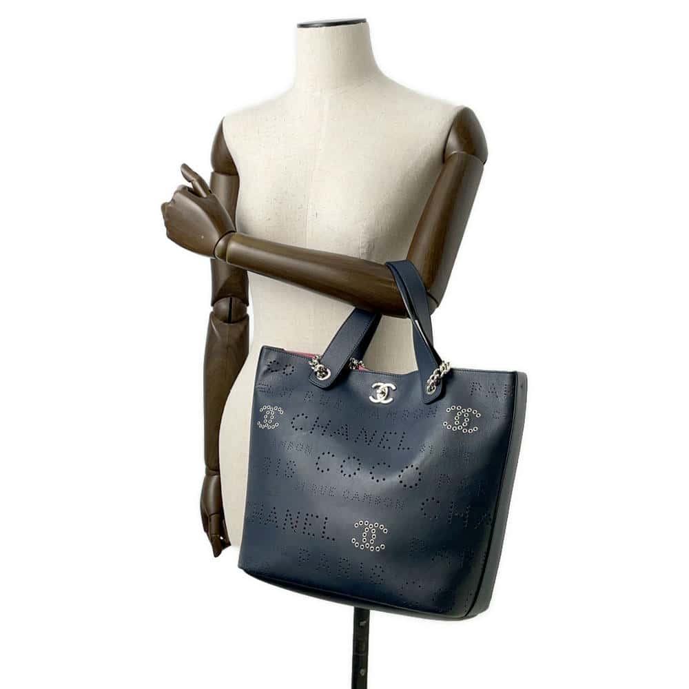 CHANEL Punching logo 2WAY Chain tote NavyAS0487 Leather
