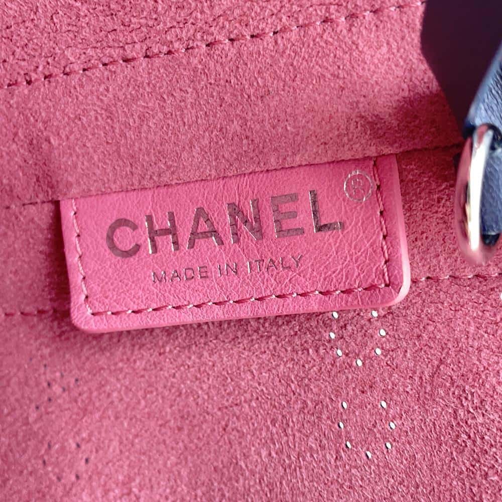 CHANEL Punching logo 2WAY Chain tote NavyAS0487 Leather