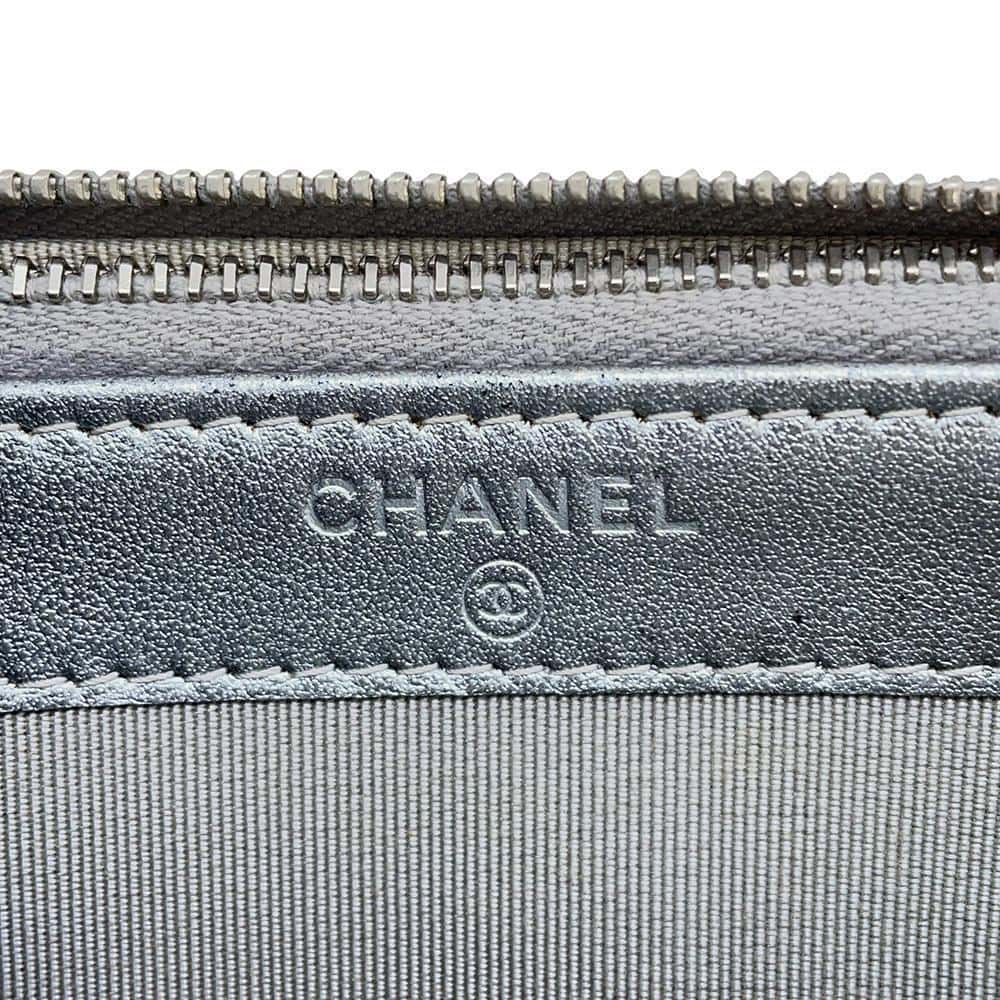 CHANEL Chevron Chain wallet SilverA82527 Calf Leather