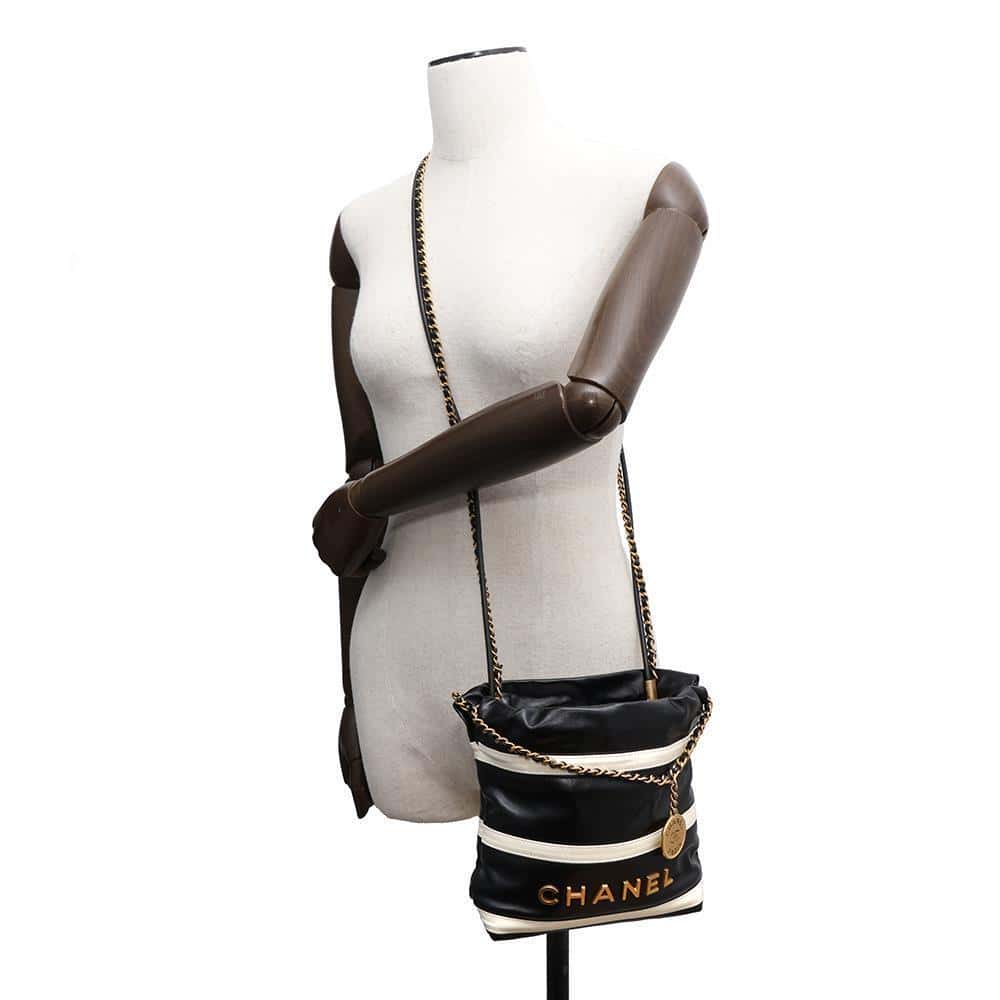 CHANEL CHANEL22 Handbag Black/WhiteAS3980 Calf Leather Size Mini