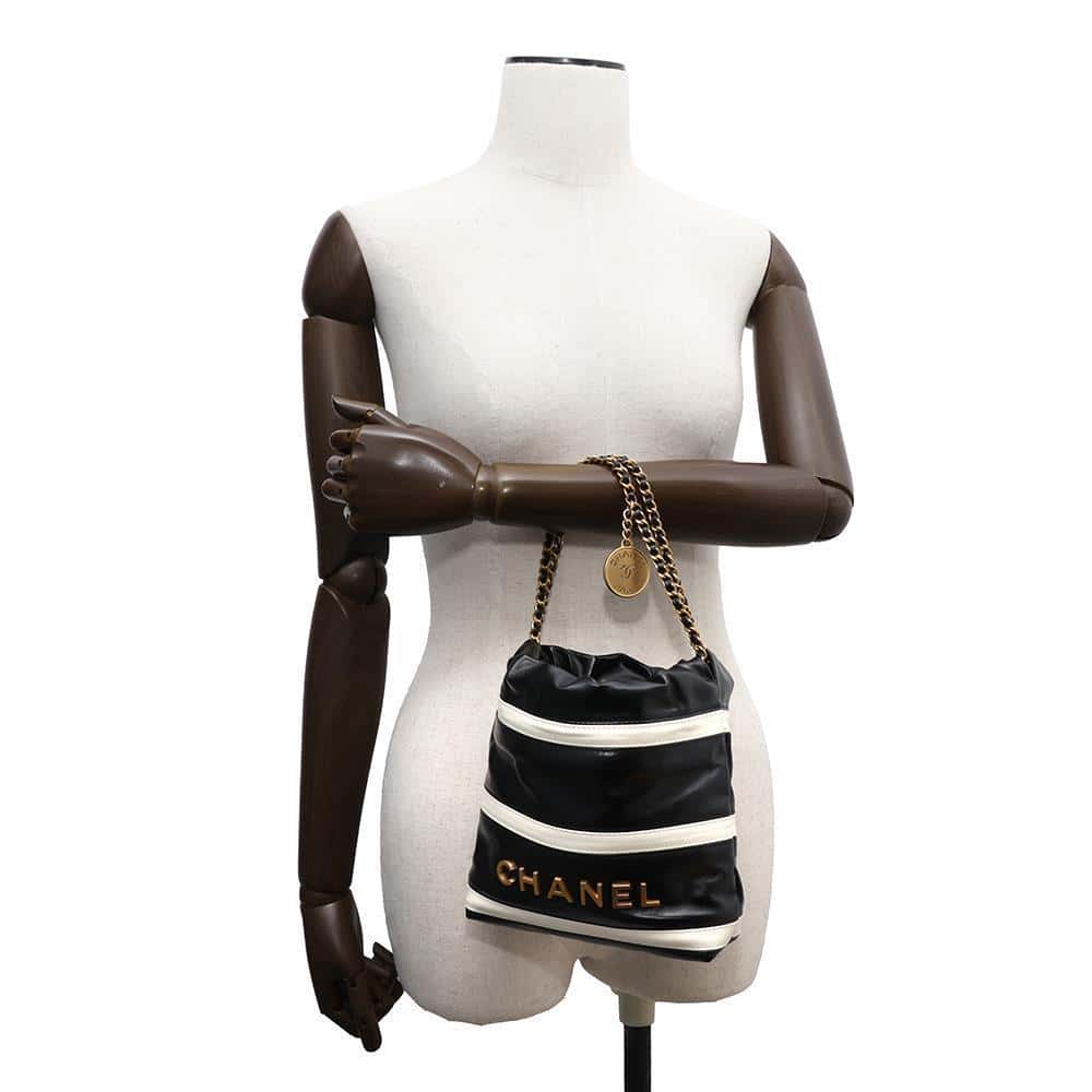 CHANEL CHANEL22 Handbag Black/WhiteAS3980 Calf Leather Size Mini