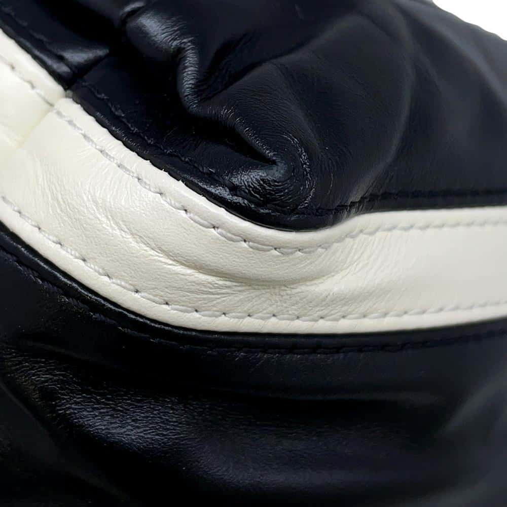 CHANEL CHANEL22 Handbag Black/WhiteAS3980 Calf Leather Size Mini