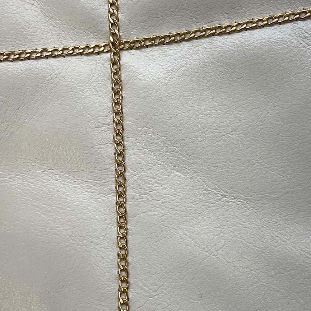CHANEL CHANEL22 ChainShoulder Bag WhiteAS3260 Shiny Calf Leather Size Small