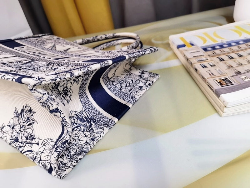 ELE - Dir Bags - 1722