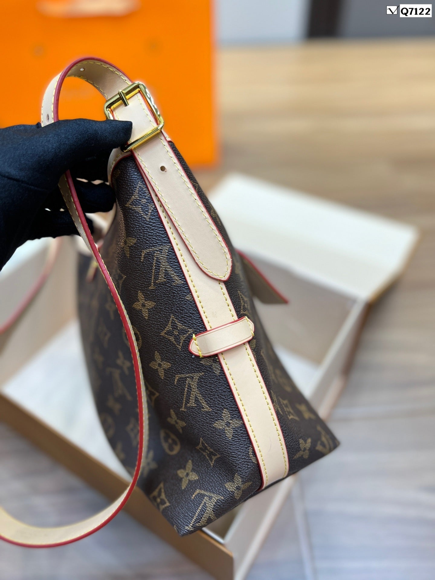 EN - New Lux Bags LUV 532