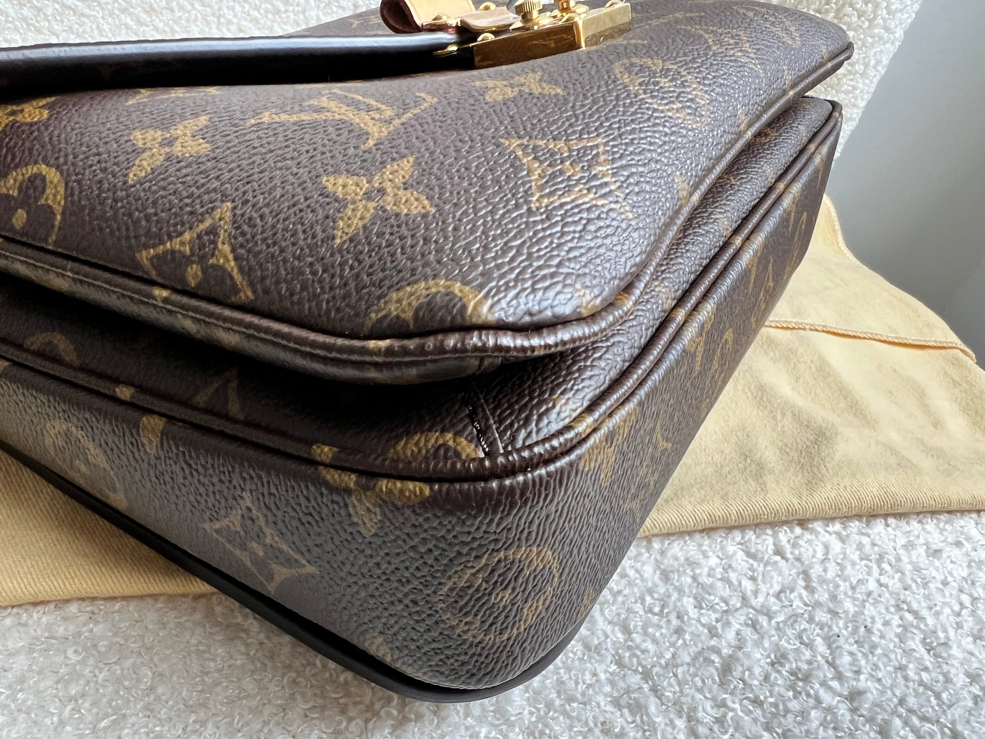 Louis Vuitton Pochette Metis Monogram (RRP £1,970)