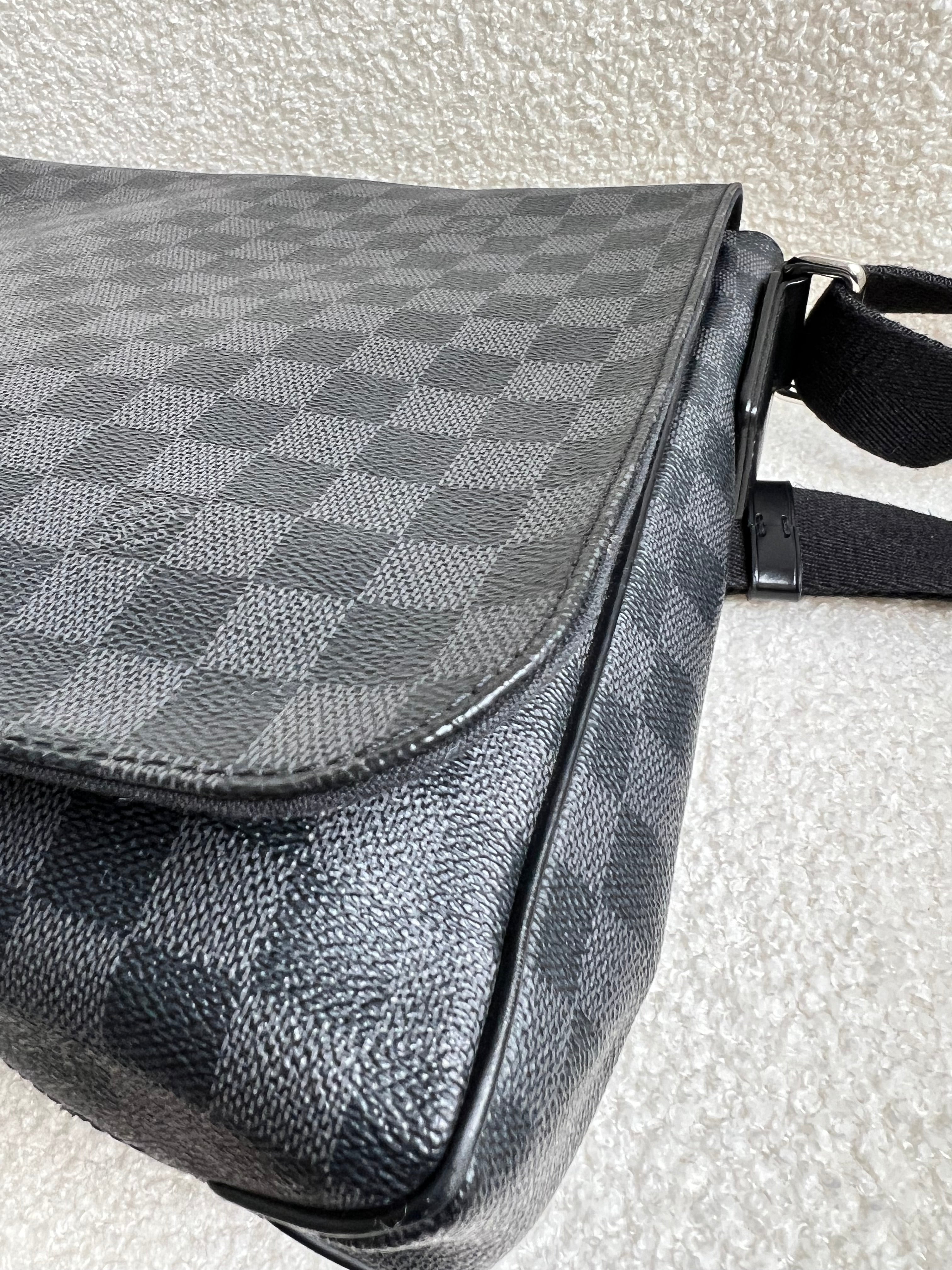 Louis Vuitton PM District Messenger Bag Damier Graphite