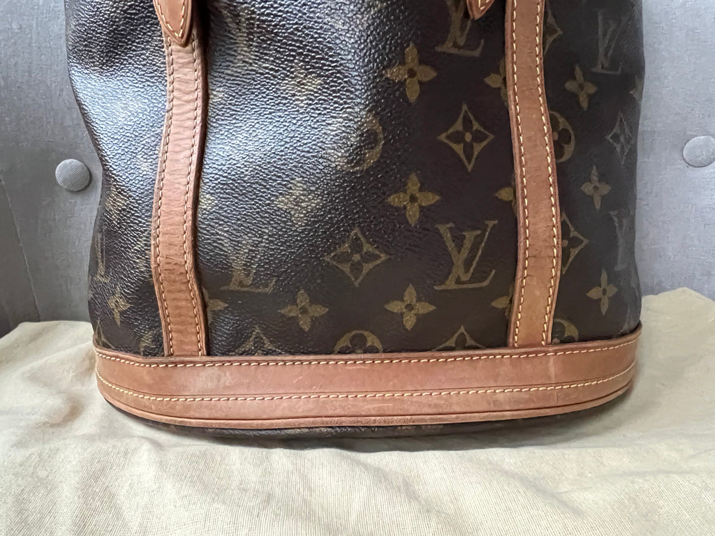 Louis Vuitton Monogram Vintage Bucket Bag GM