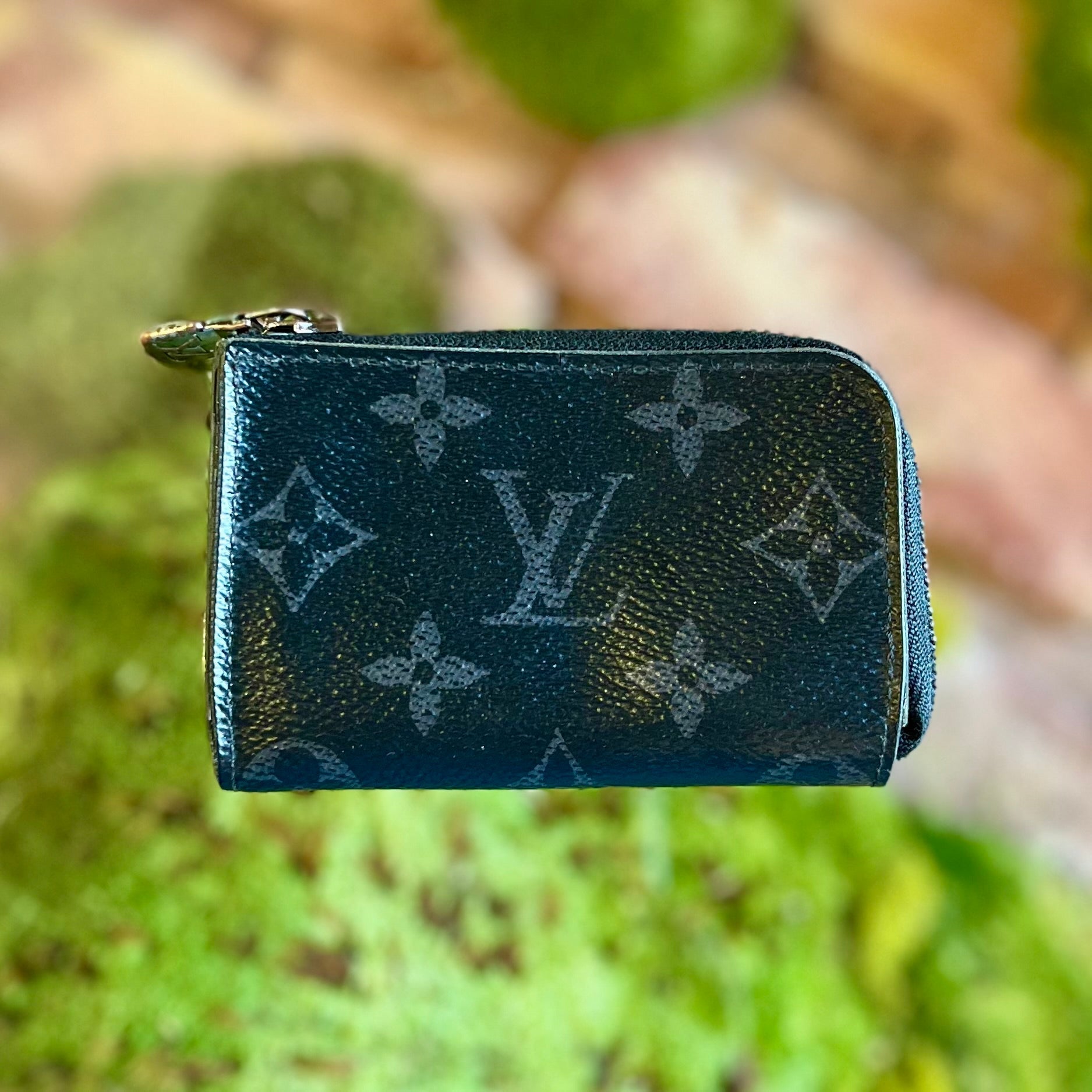 LOUIS VUITTON Black Monogram Eclipse Canvas Porte Monnaie Jour Zip Coin Purse