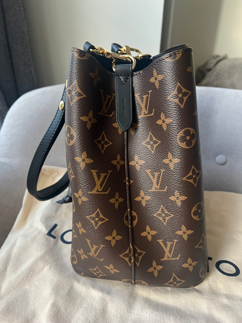 Louis Vuitton Neo Noe Monogram and Black (RRP £1,560)