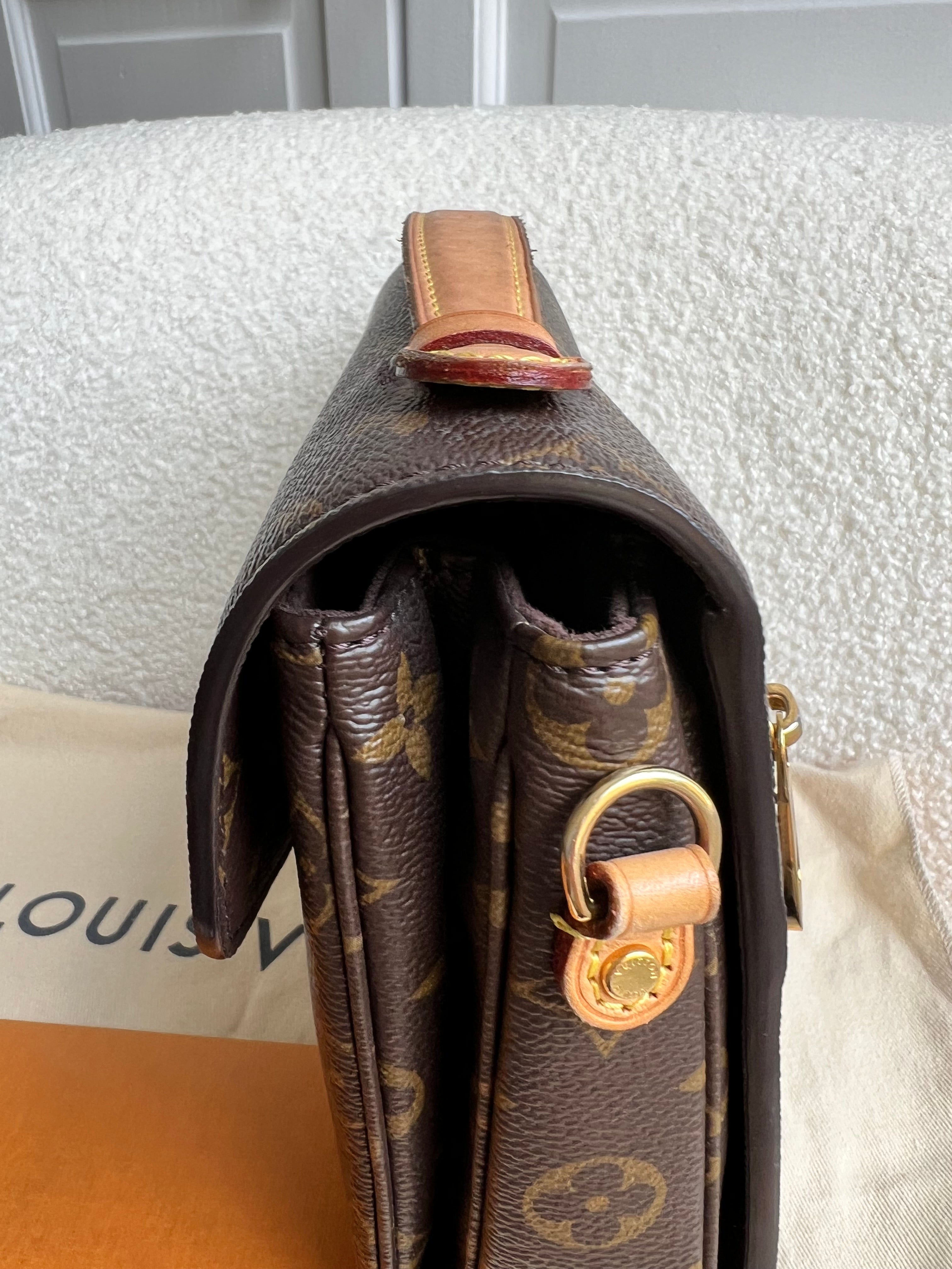 Louis Vuitton Pochette Metis Monogram (RRP £1,970)