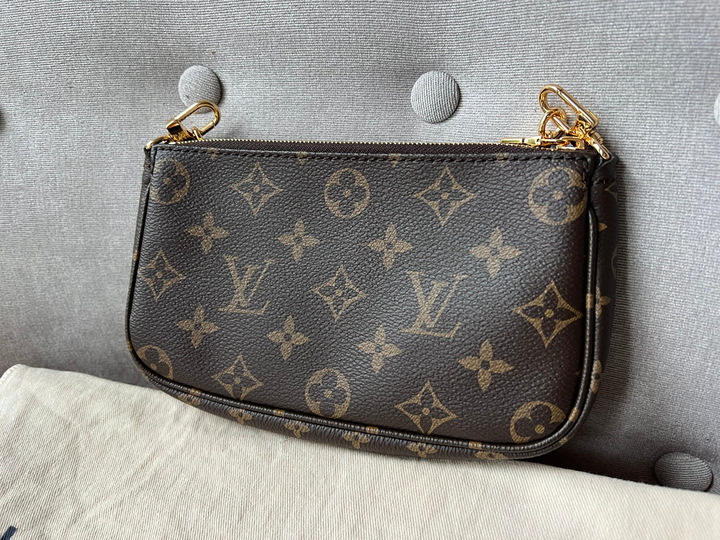 Louis Vuitton Multi Pochette Accessoires Rose Chiaro (RRP £1970)