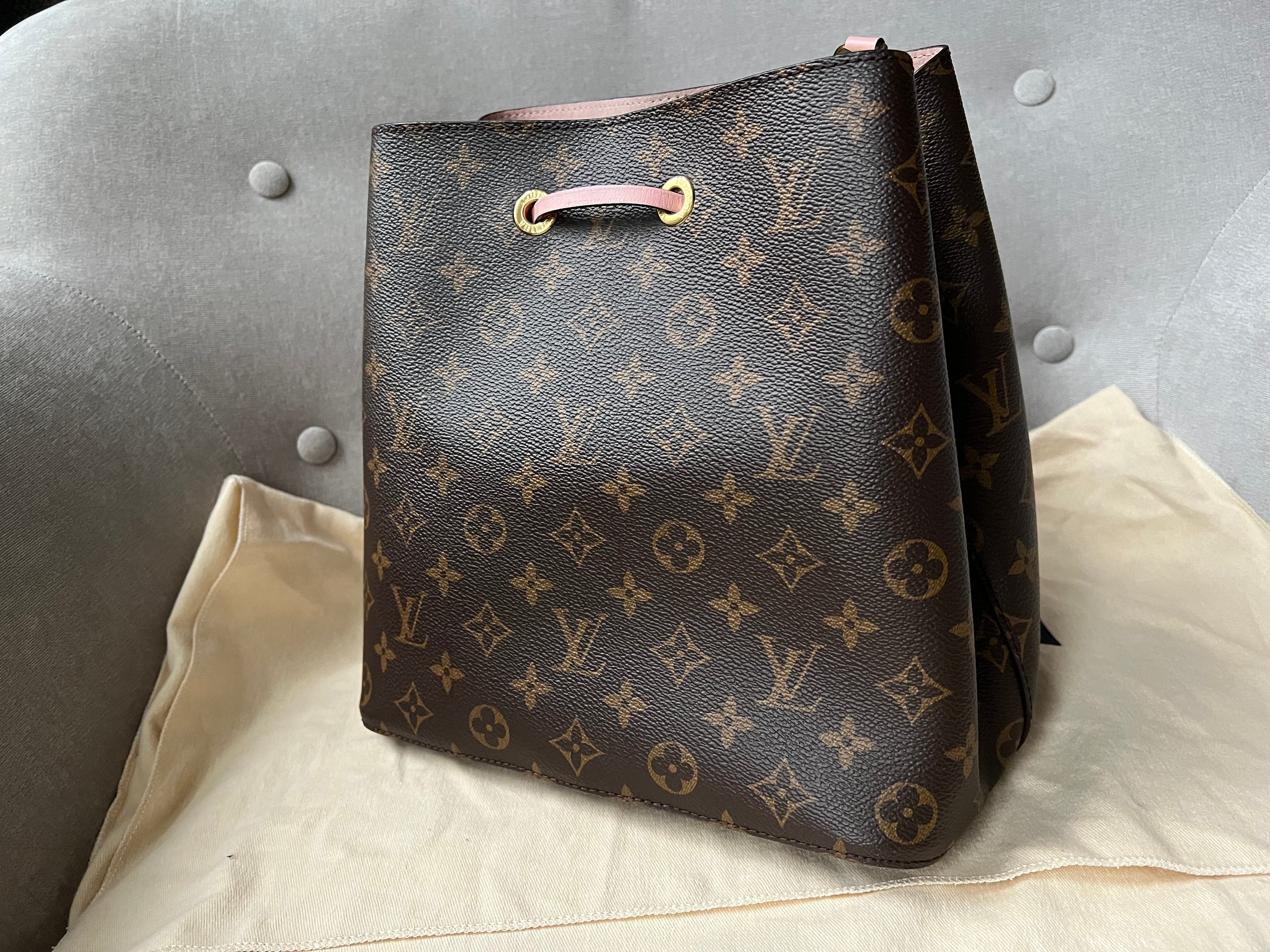 Louis Vuitton Neo Noe Monogram Rose Poudre (RRP £1,560)