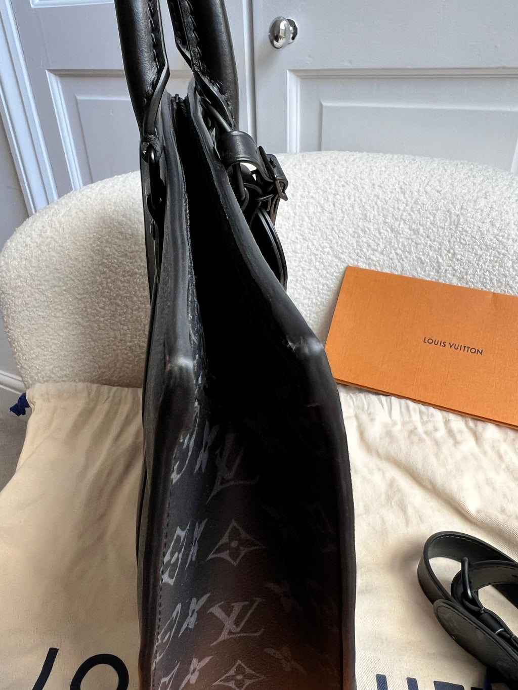 Louis Vuitton Sac Plat Horizontal Zippe Monogram Eclipse (RRP £2060)