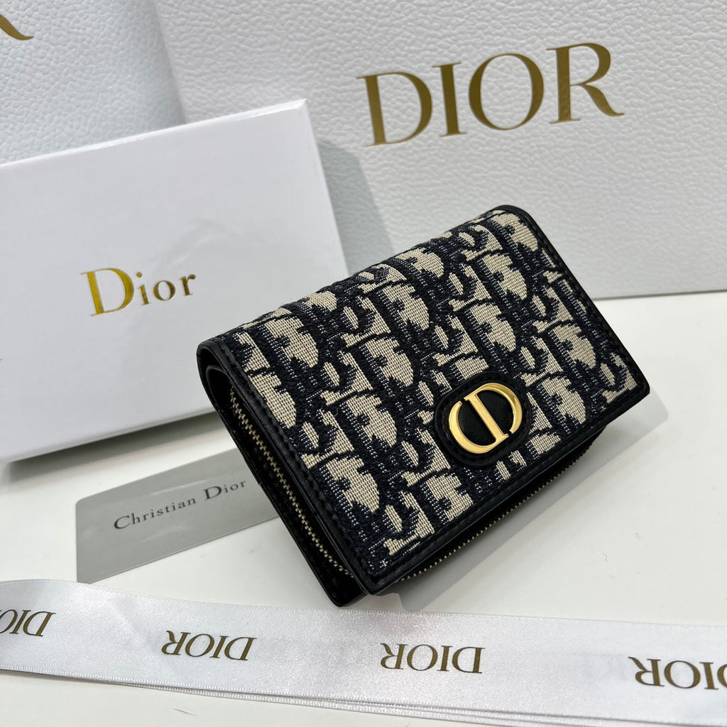 EN - New Arrival Wallet DIR 013