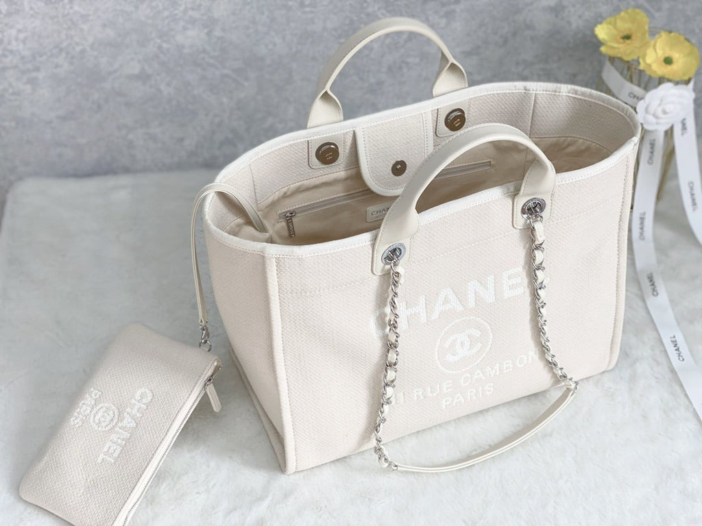 CHLSmall Shopping Bag Silver Hardware Cream For Women, Women’s Handbags, Shoulder Bags 15.2in/39cm AS3257