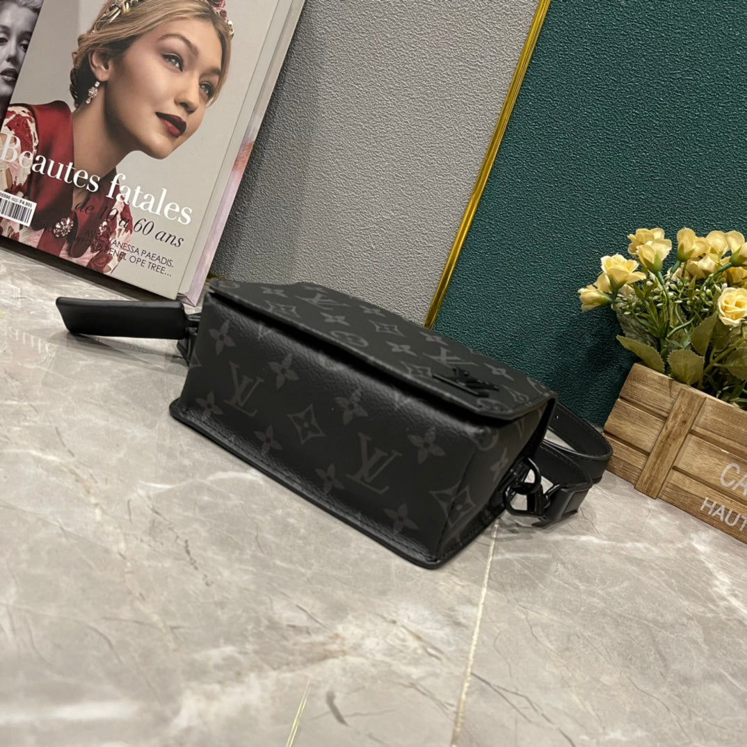 EN - Luxury Bags LUV 868