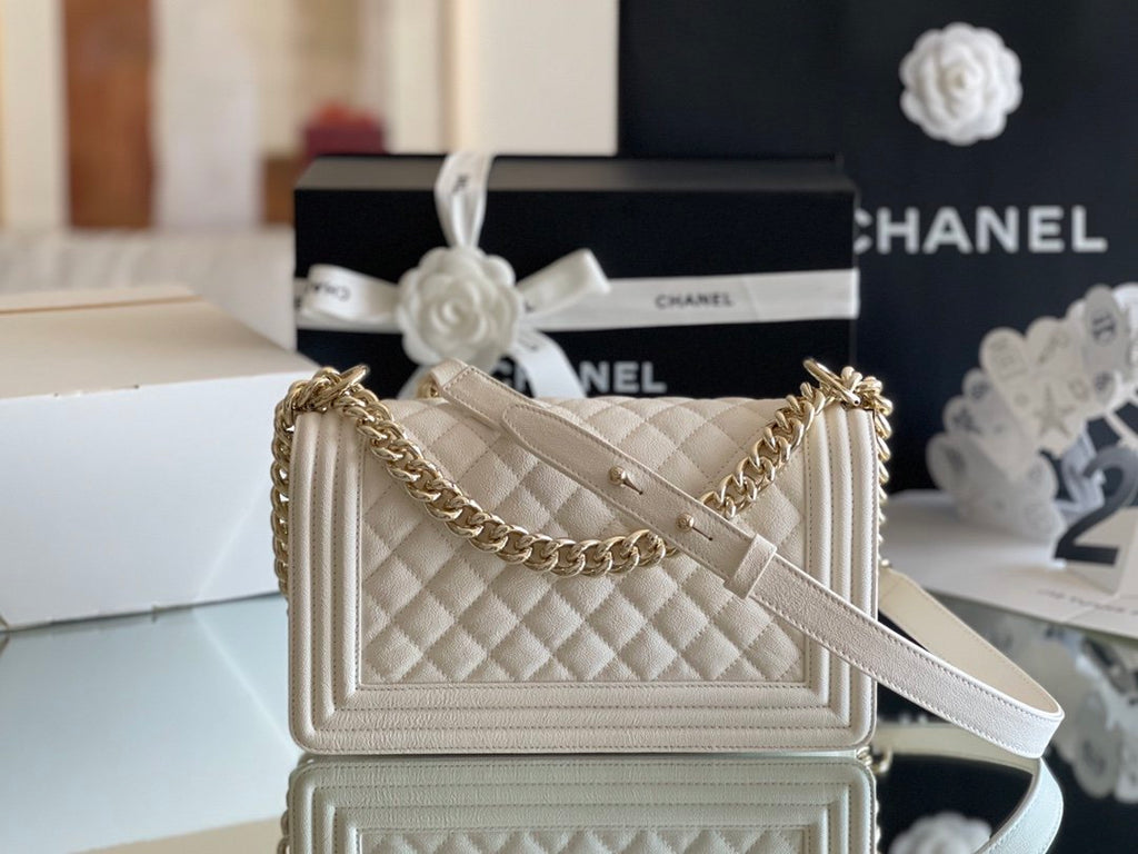 CHLMedium Classic Flap Bag 25cm White For Women A67086