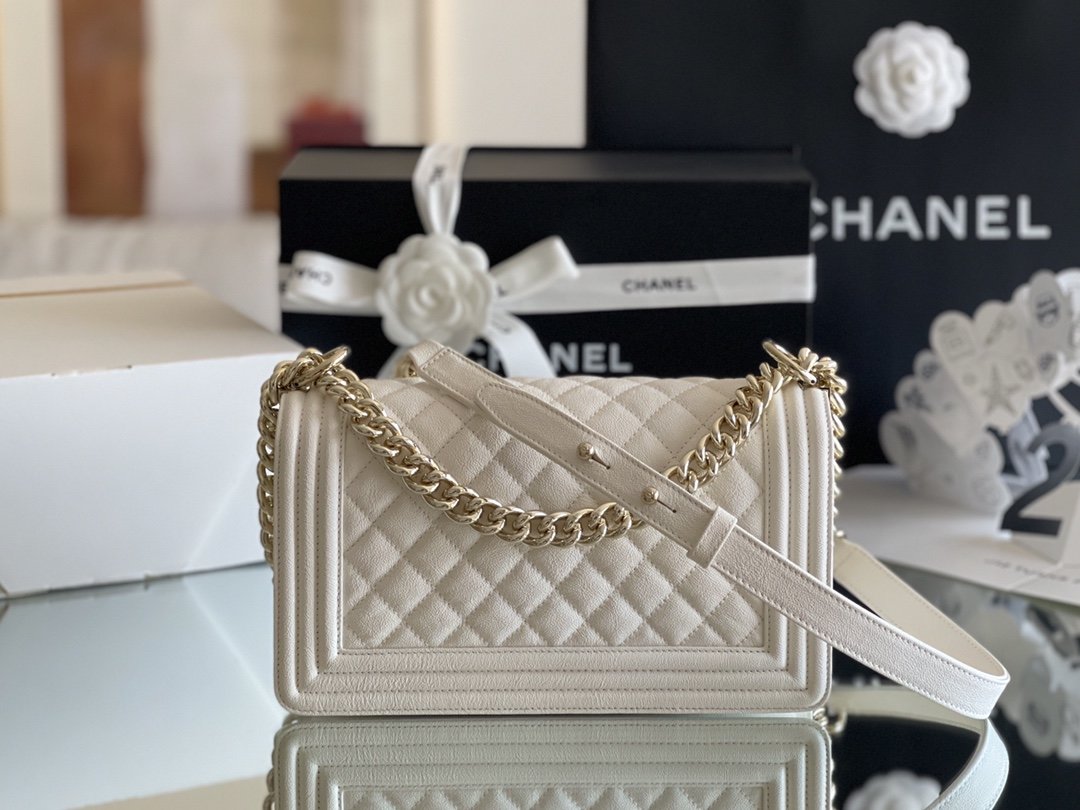 CHLMedium Classic Flap Bag 25cm White For Women A67086