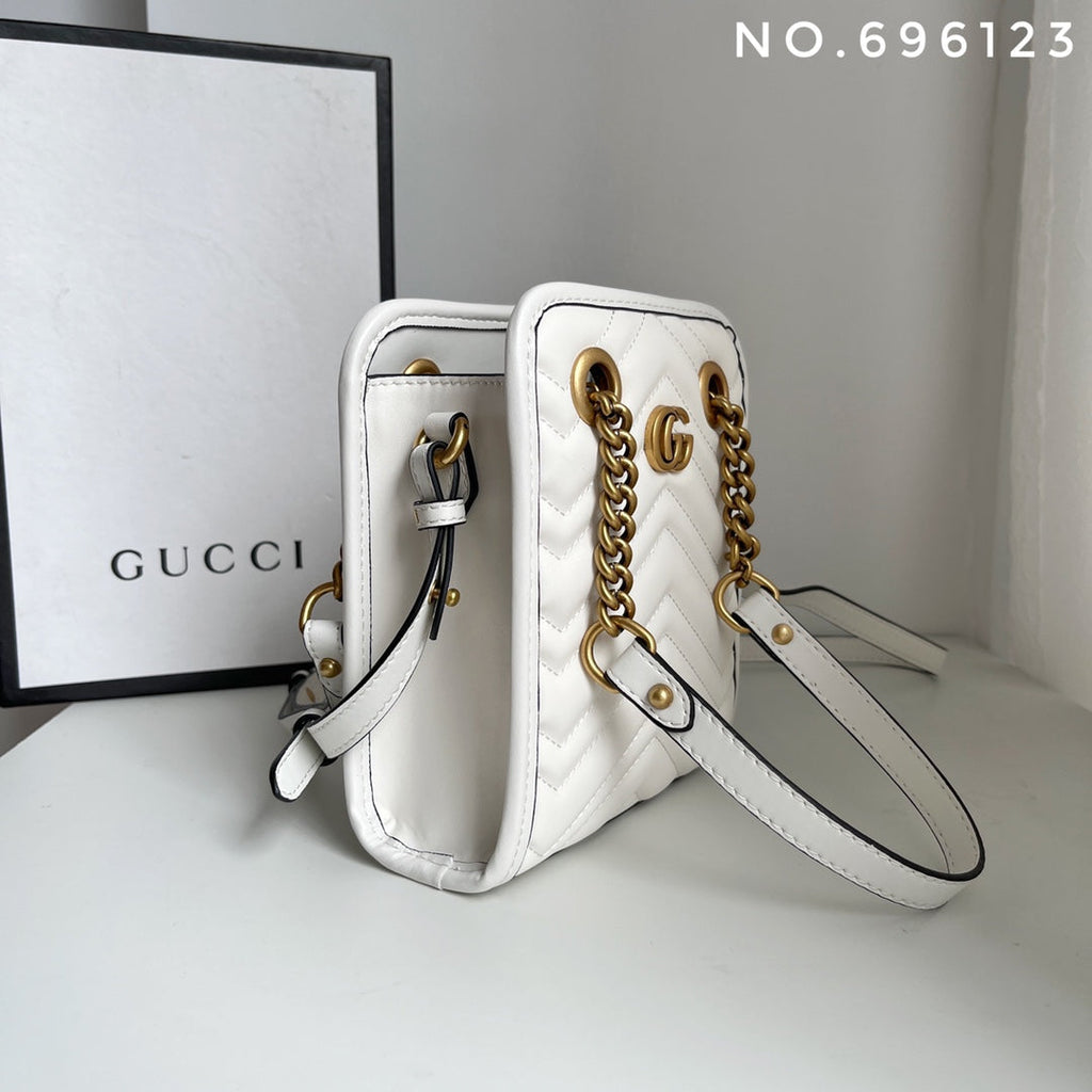 EN - New Bag GCI 498