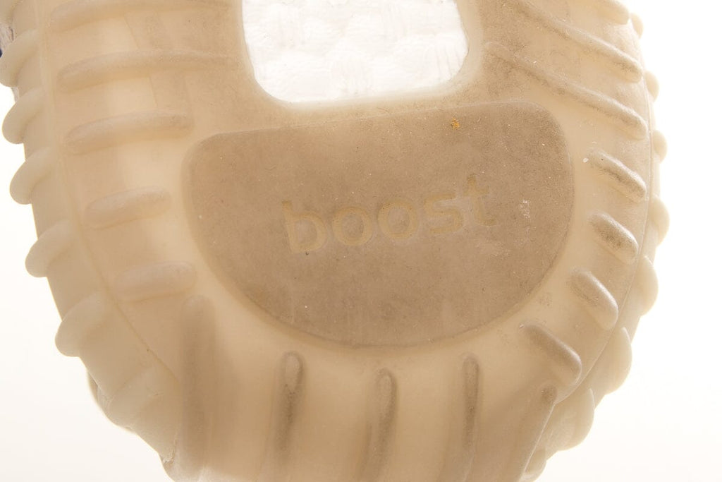 Yeezy Boost 350 V2 Unisex Sneakers SZ 40