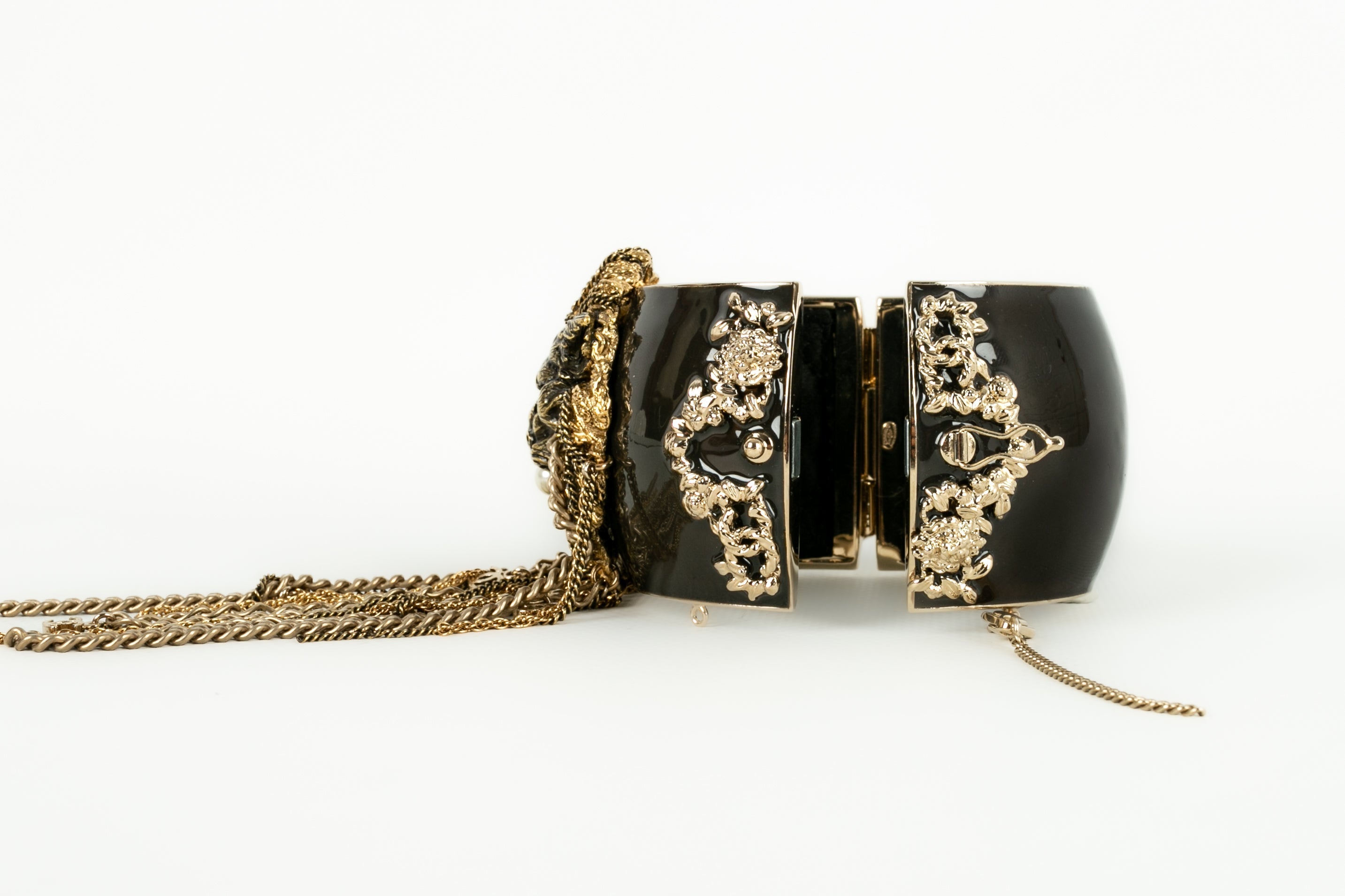 Bracelet "tÃƒÆ’Ã‚Âªte de lion" Chanel 2011