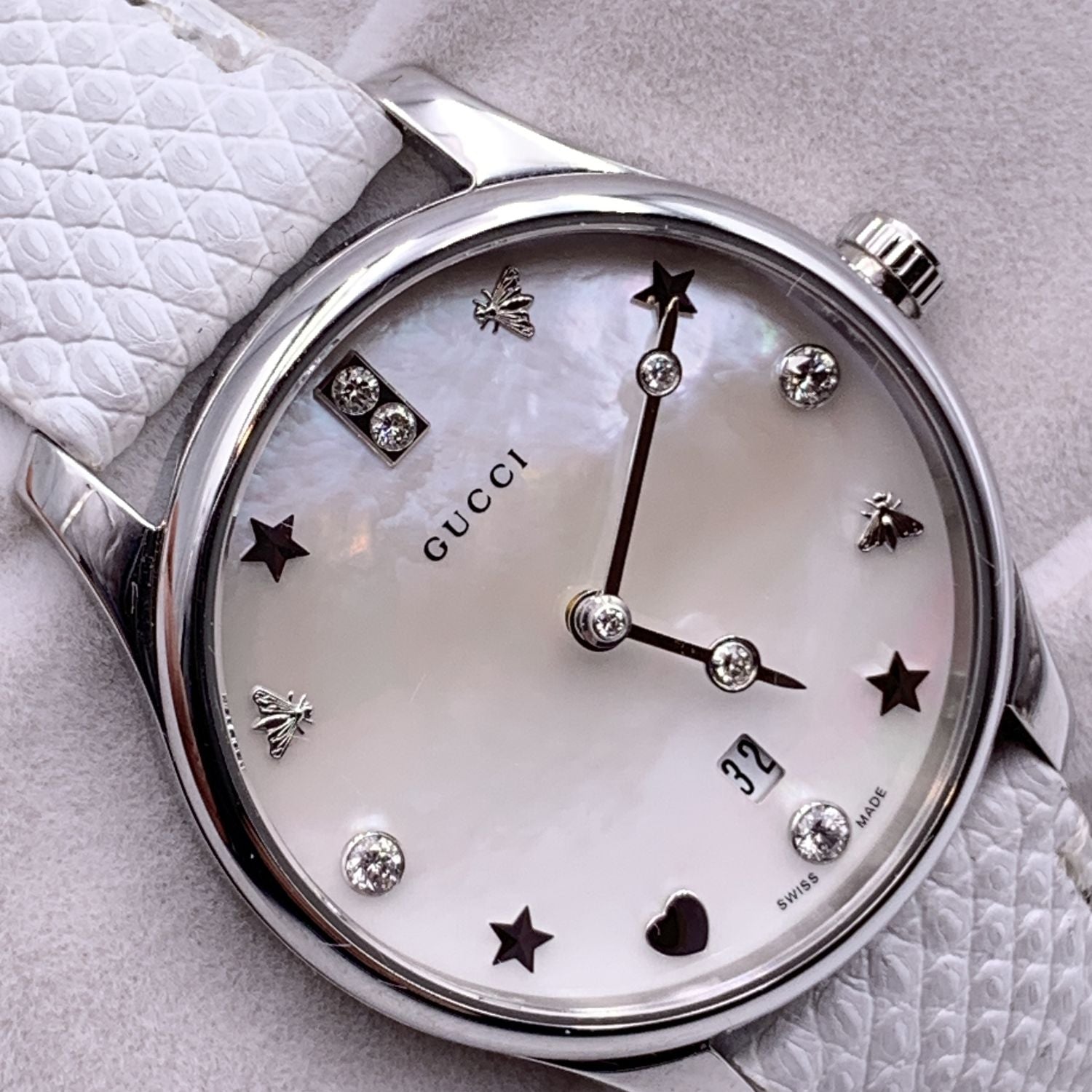 GUCCI White G-Timeless Slim Diamond Mother Of Pearl Dial Watch