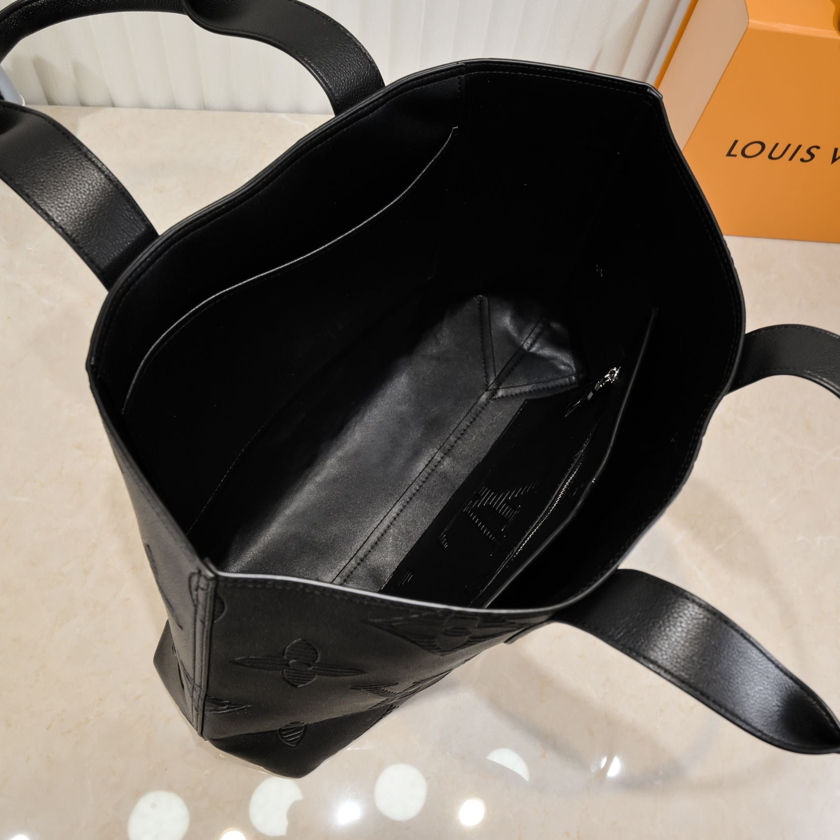 EN - Luxury Bags LUV 804