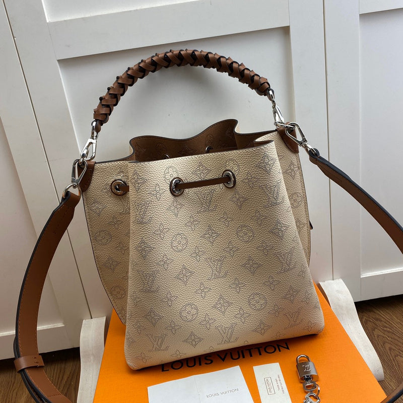 LOV2 Bags - Luxurious Bags  1835