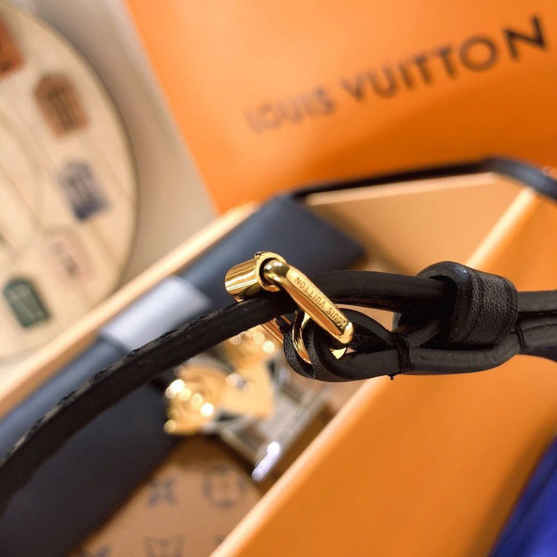 LOV2 Bags - Luxurious Bags  1944