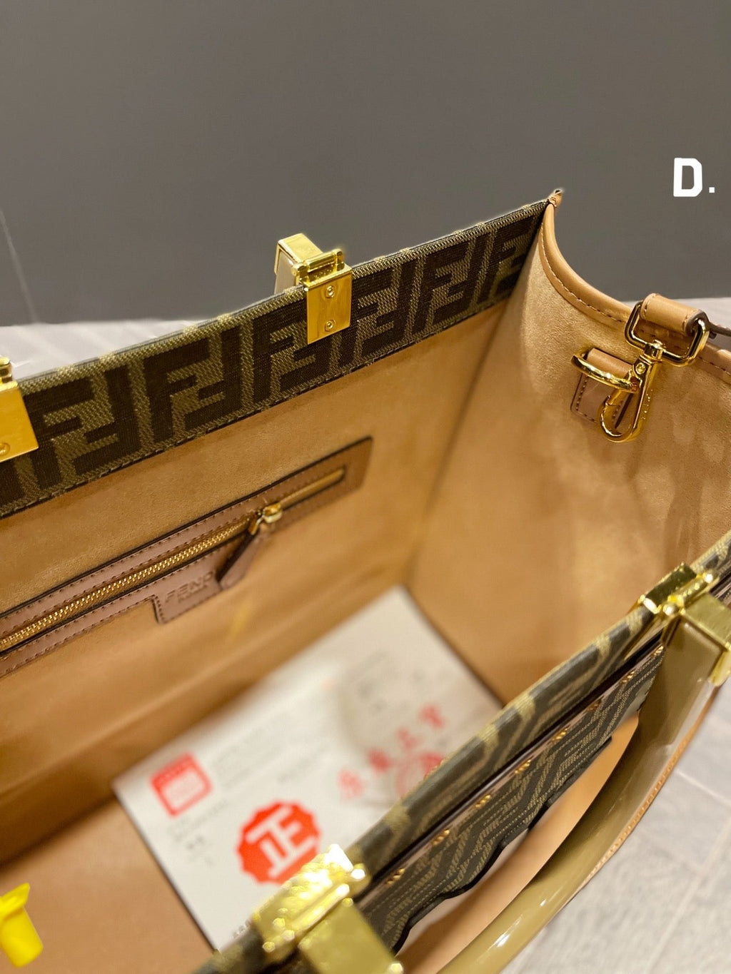 EN - New Lux Bags FEI 273
