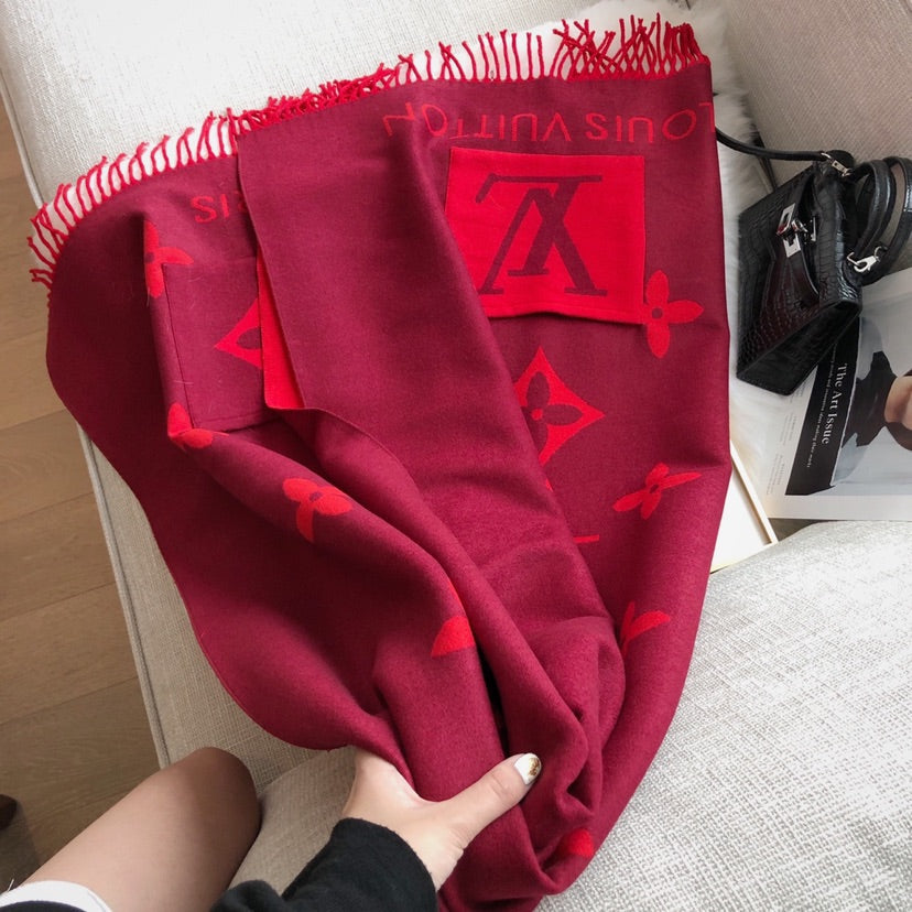 EN - Luxury LUV  Scarf 012