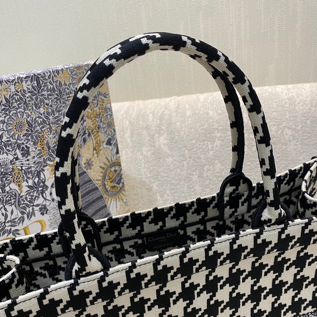 GLAMI Large Book Tote Black Houndstooth Embroidery, Black/White, For Women WomenÃ¢â‚¬â„¢s Handbags, Shoulder Bags, 42cm CD