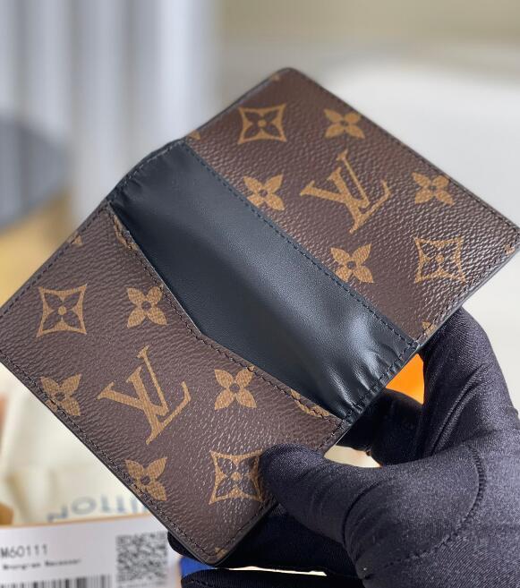 SAMC - Mix Wallets - 077
