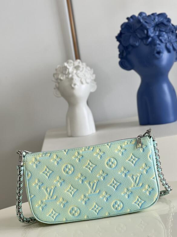 SAMC - LOV Bags - 1666