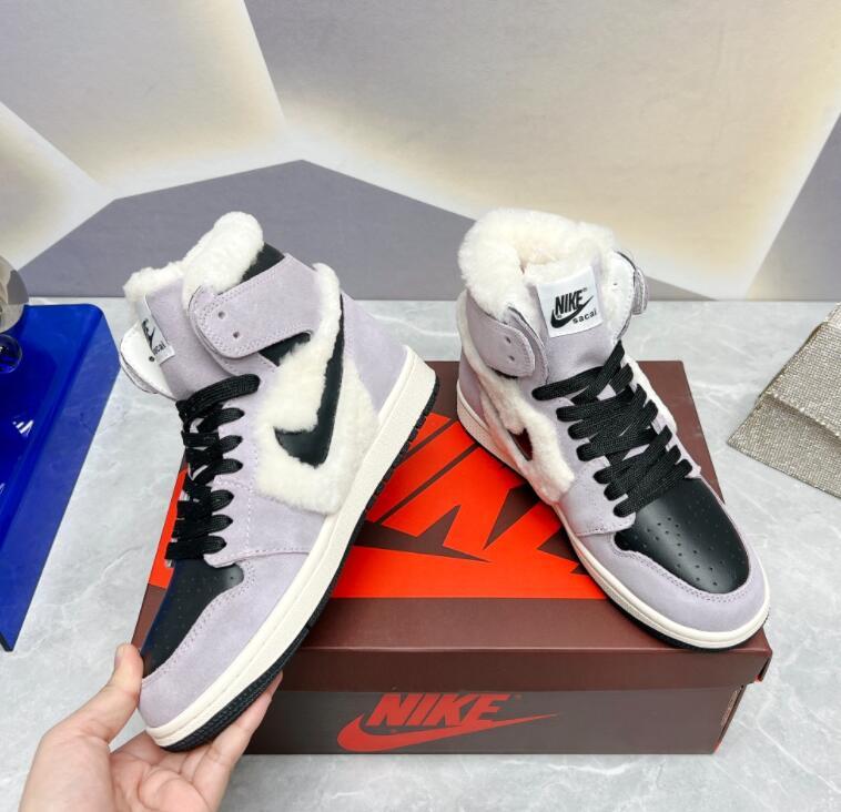 SAMC - NKE Shoes - 205