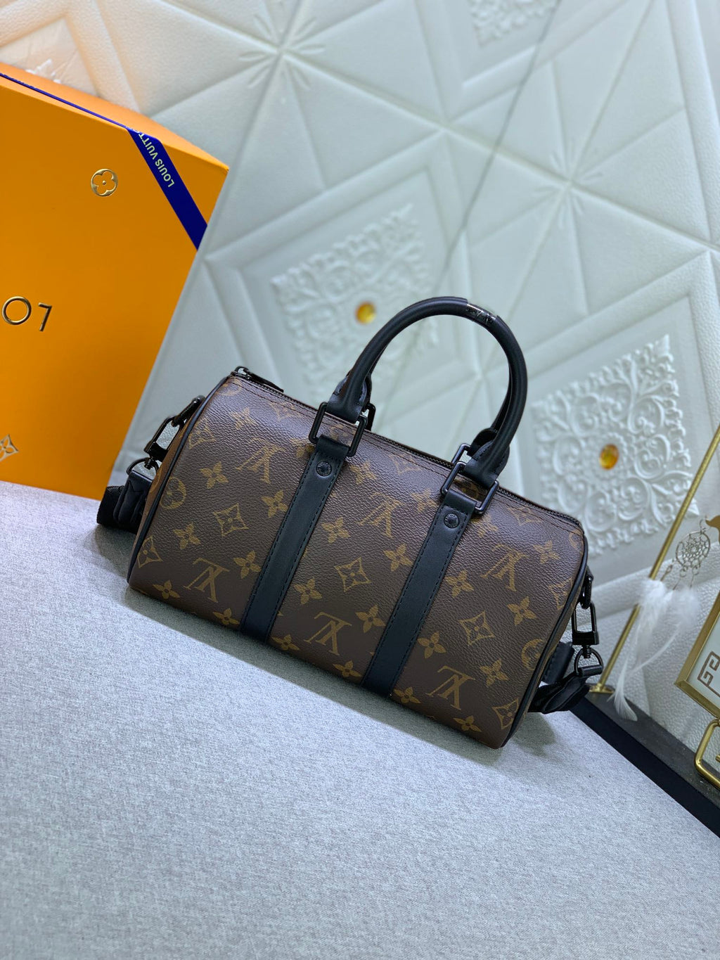 EN - Luxury Bags LUV 796