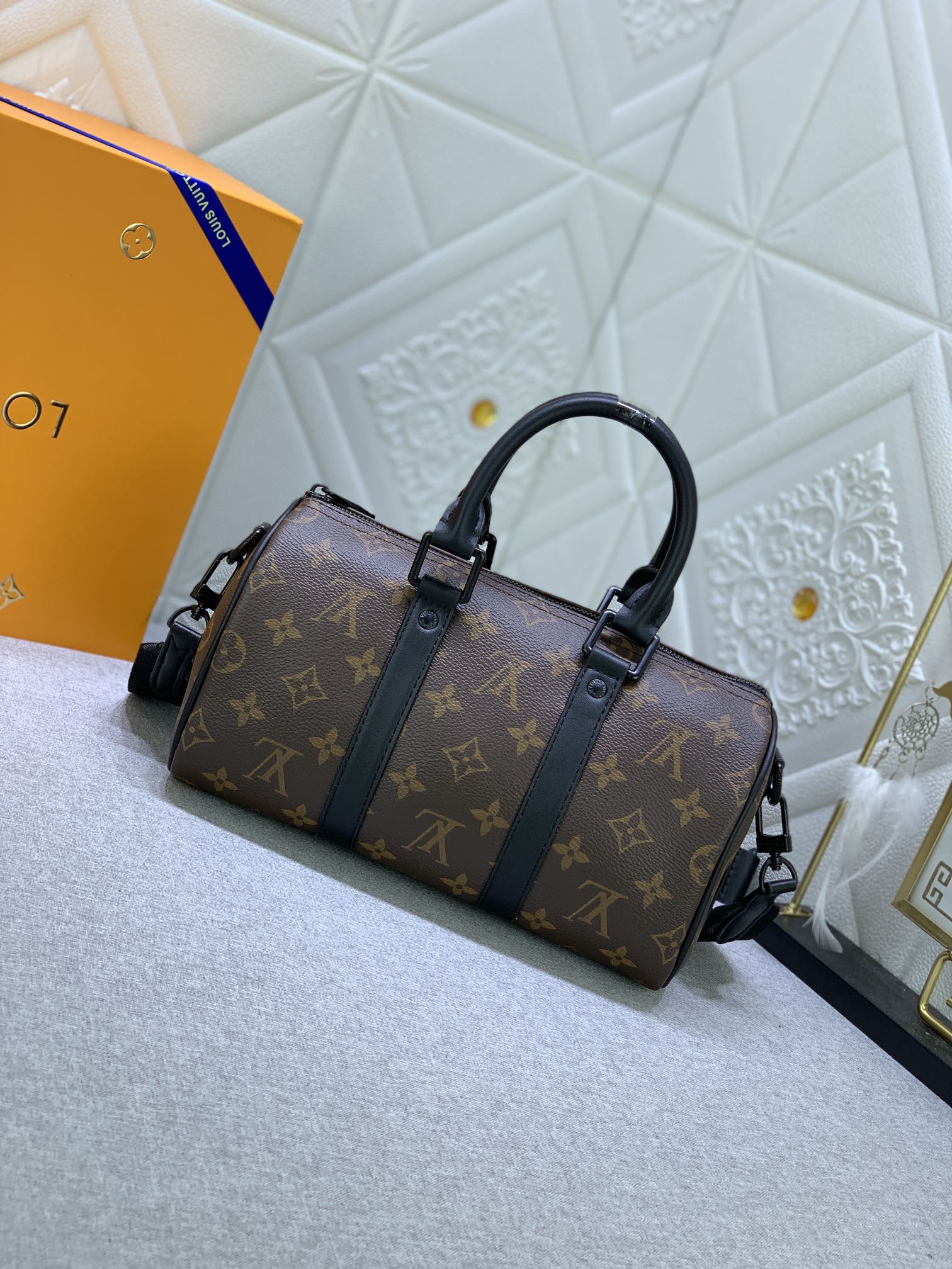 EN - Luxury Bags LUV 796
