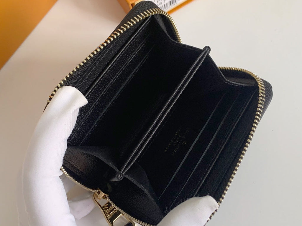 EN - New Arrival Wallet LUV 124