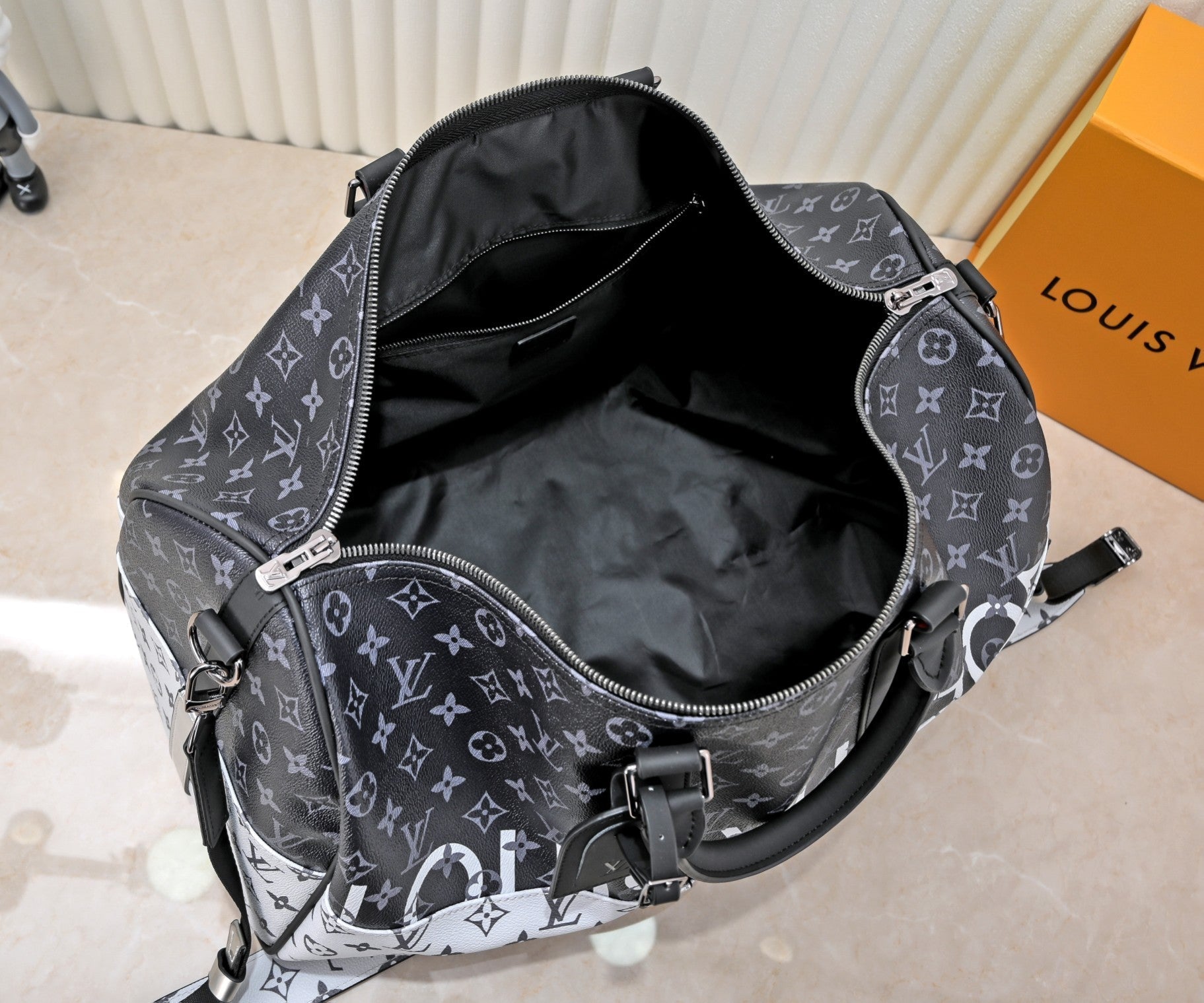 EN - New Bag LUV 655