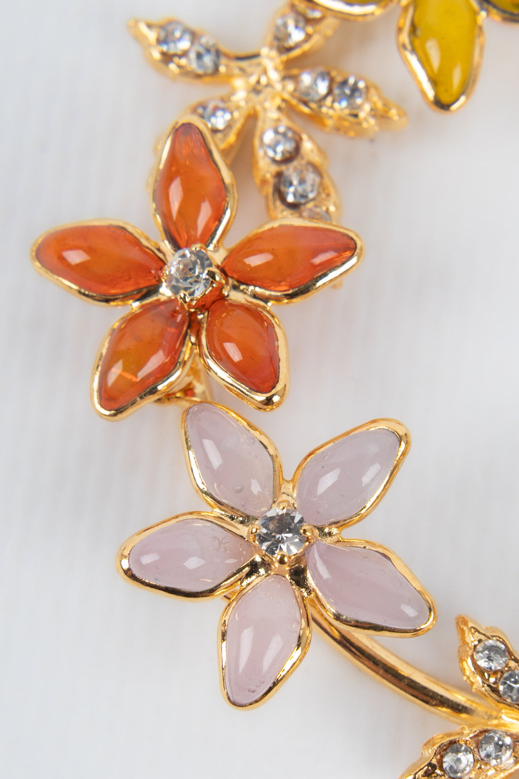 Collier Augustine