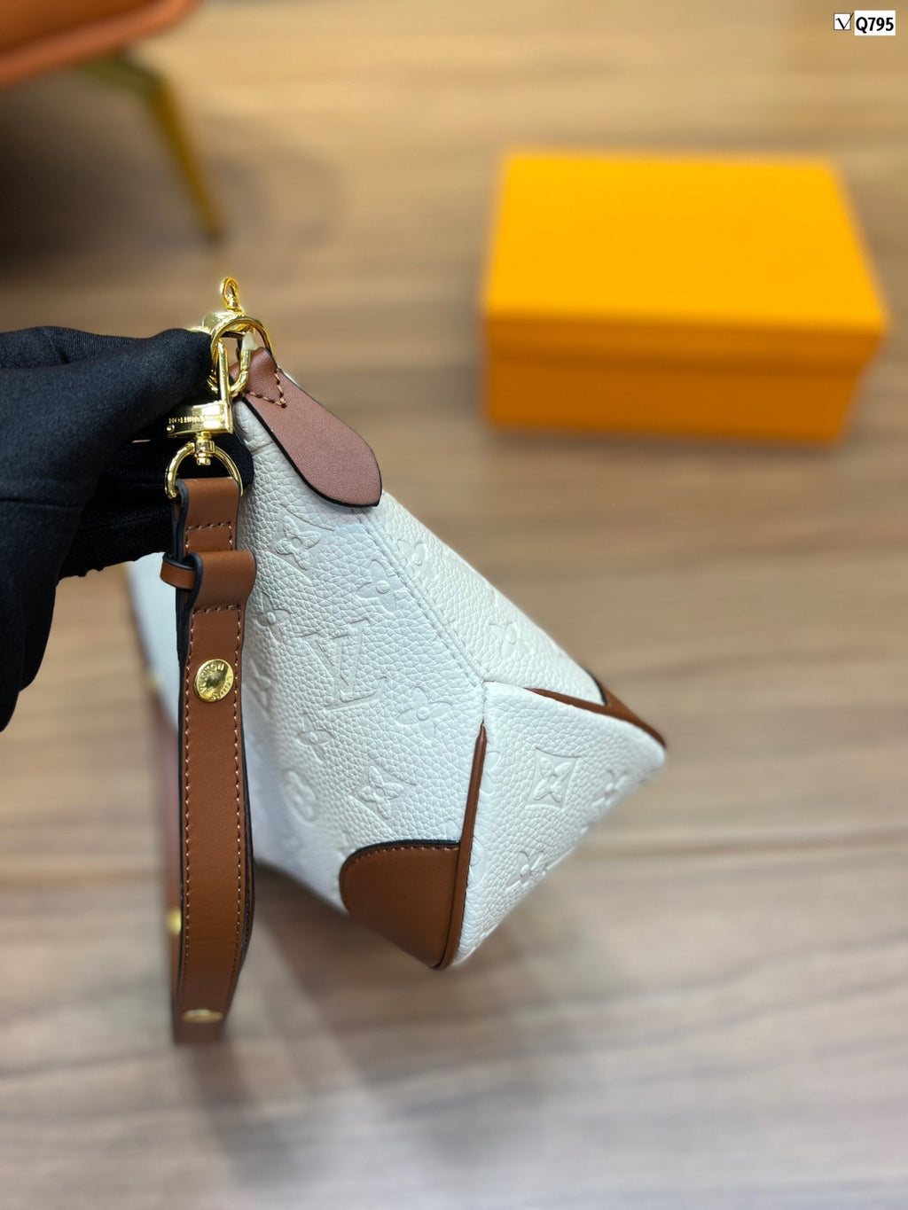 EN - New Lux Bags LUV 538