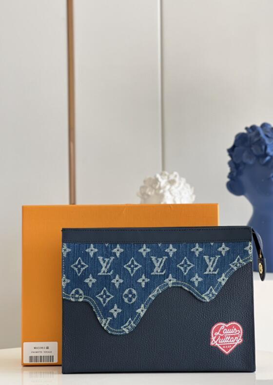 SAMC - LOV Bags - 1942